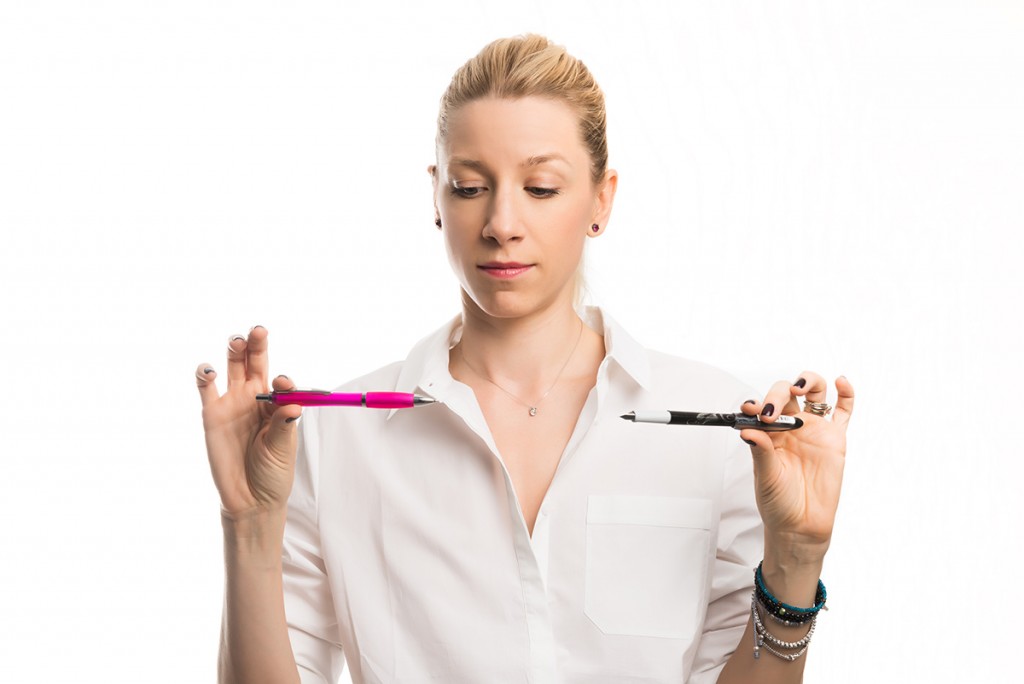 Pix vs. stilou - sa alegem in cunostinta de cauza