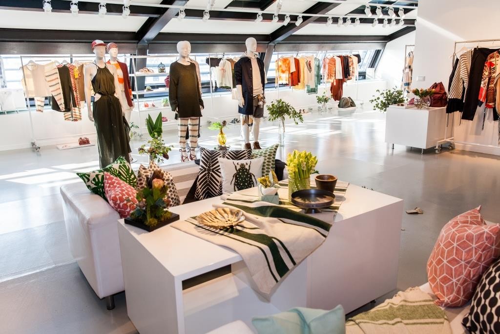 Calatoreste cu stil - Colectia H&M STUDIO S/S 2016 